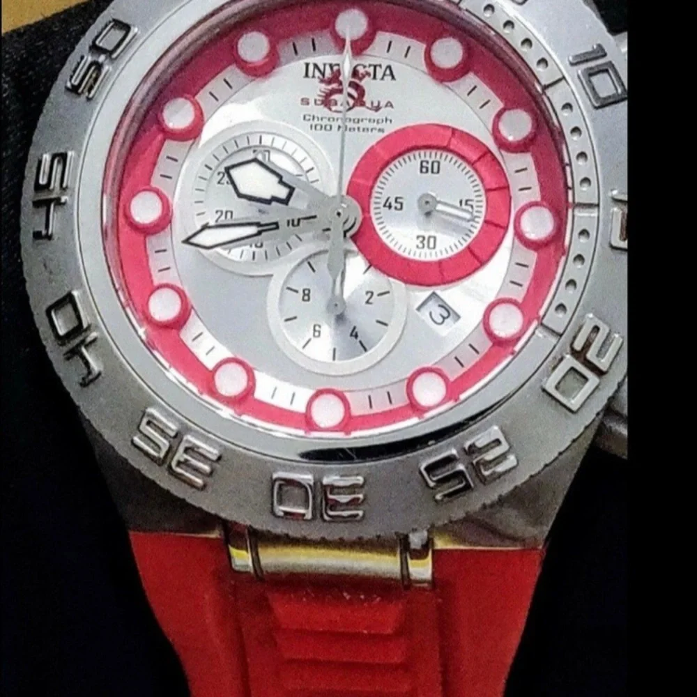 Invicta Subaqua Sporty Red Swiss Chrono Men's Watch